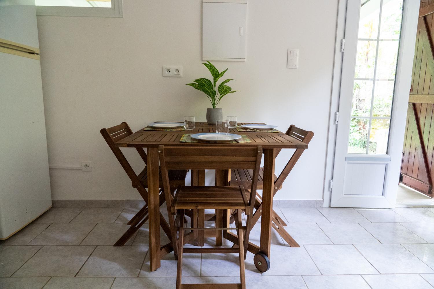 Kay Canou, Rez-De-Jardin, Calme Et Nature Le Robert Esterno foto